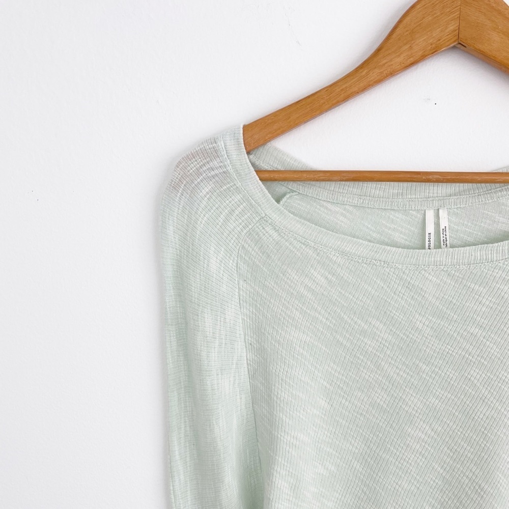 Anthropologie Light Green Asymmetrical Long Sleeve Pullover Top Size Medium - Picture 3 of 12